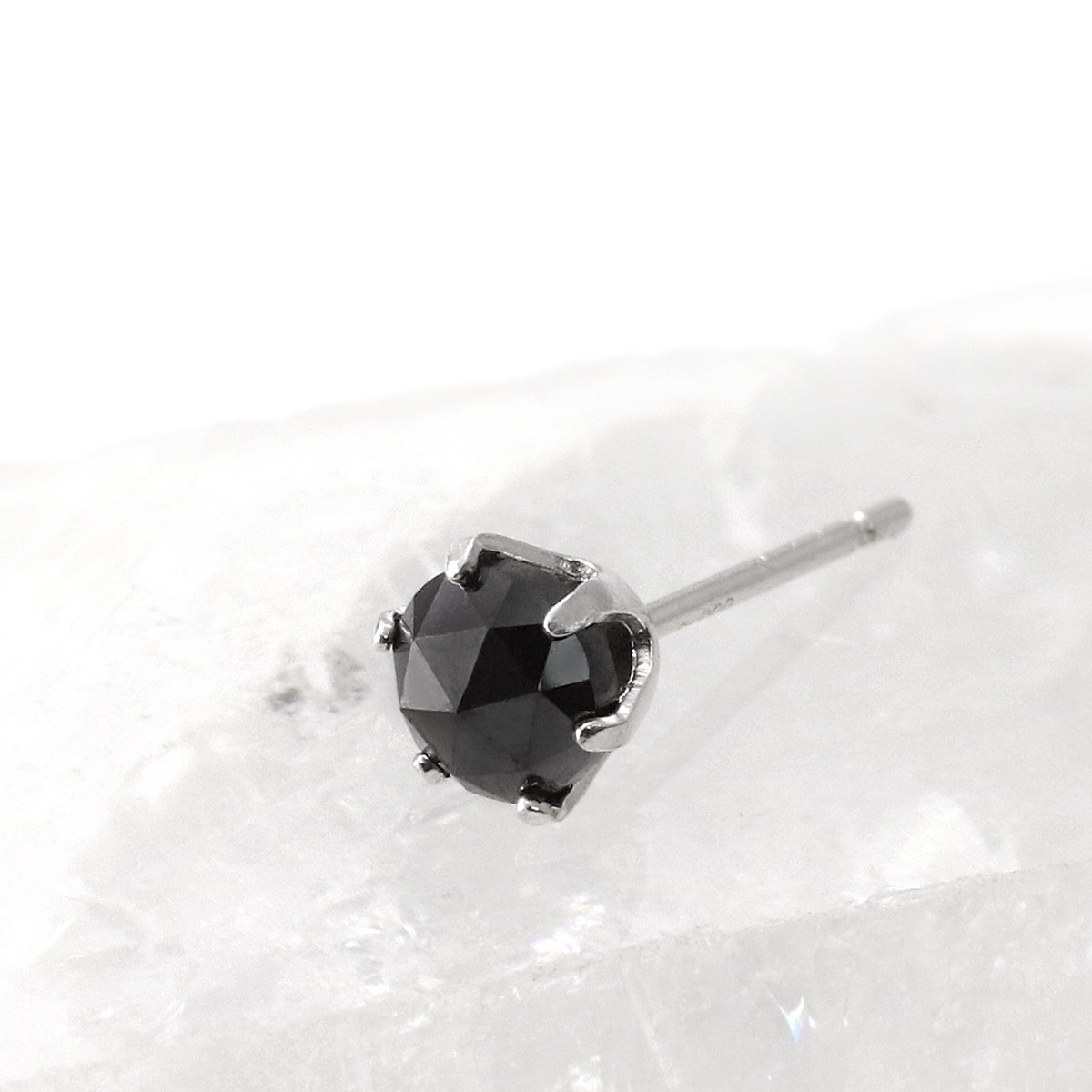 Pt900 ブラックダイヤモンド ピアス (片耳) プラチナ900 4月の誕生石